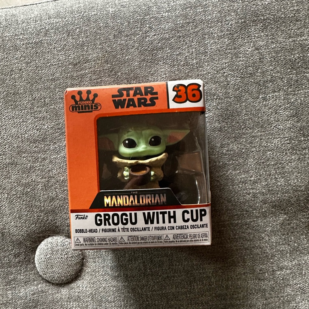 Funko Minis  Star Wars Grogu with Cup Figure
